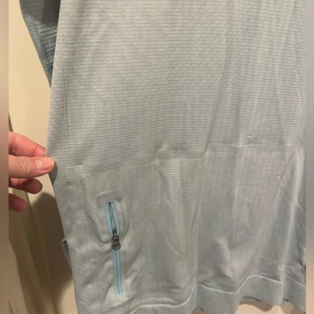 Lululemon Geo top in light blue- see details
